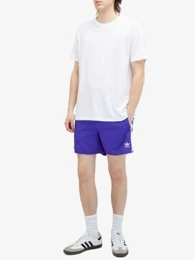 NWT Adidas Men’s Sprinter Shorts in Energy Ink size M.